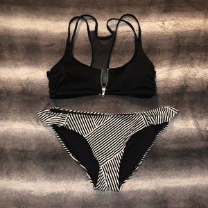 Black & White bikini set!